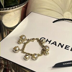Chanel CC Faux Pearl Charm Gold Tone Chain Link Bracelet